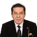 الدكتور أيمن نور