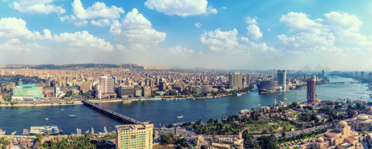مصر.. تخصيص ملايين الأفدنة لمستثمرين محللين وأجانب لمشاريع الطاقة المتجددة