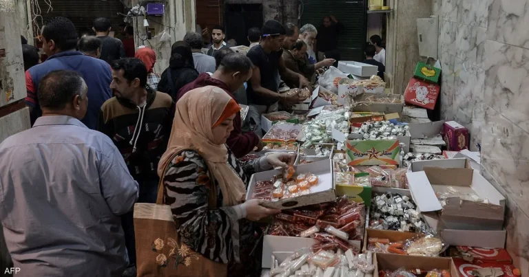 فرحة منقوصة.. ارتفاع الاسعار ينغص على المصريين فرحة العيد