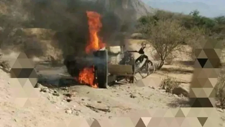 مقتل 17 جنديًا يمنيًا وإصابة العديد من الجنود اليمنيين في انفجار عبوة ناسفة زرعها أنصار الشريعة