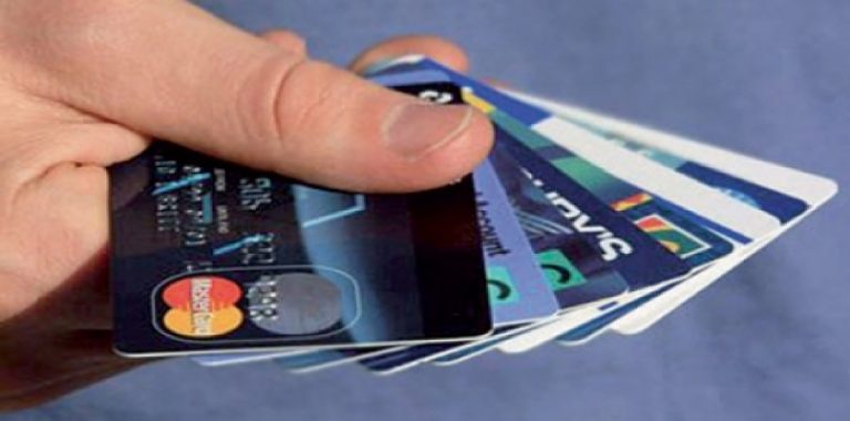 شركة بريطانية وأخرى دولية يتنافسان للاستحواذ على حصة فى “المصرية للبطاقات”