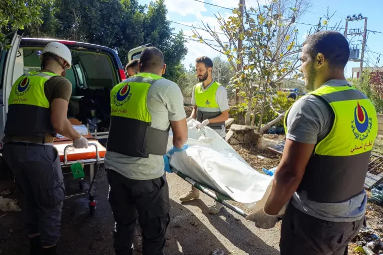 مقتل اثنين وإصابة 6 آخرين جراء قصف منزل في بلدة حانين جنوب لبنان من قوات الاحتلال الإسرائيلي