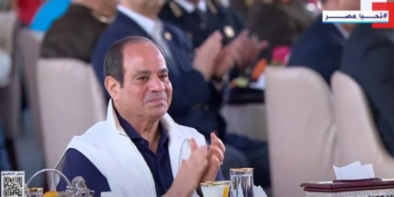 السيسى من احتفالية عيد الفطر: لن ننسى تضحيات الشهداء