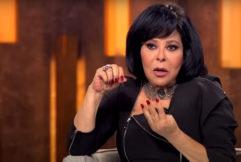 إسعاد يونس: مش عاوزه حاجة من الدنيا، وأنا مبسوطة كده