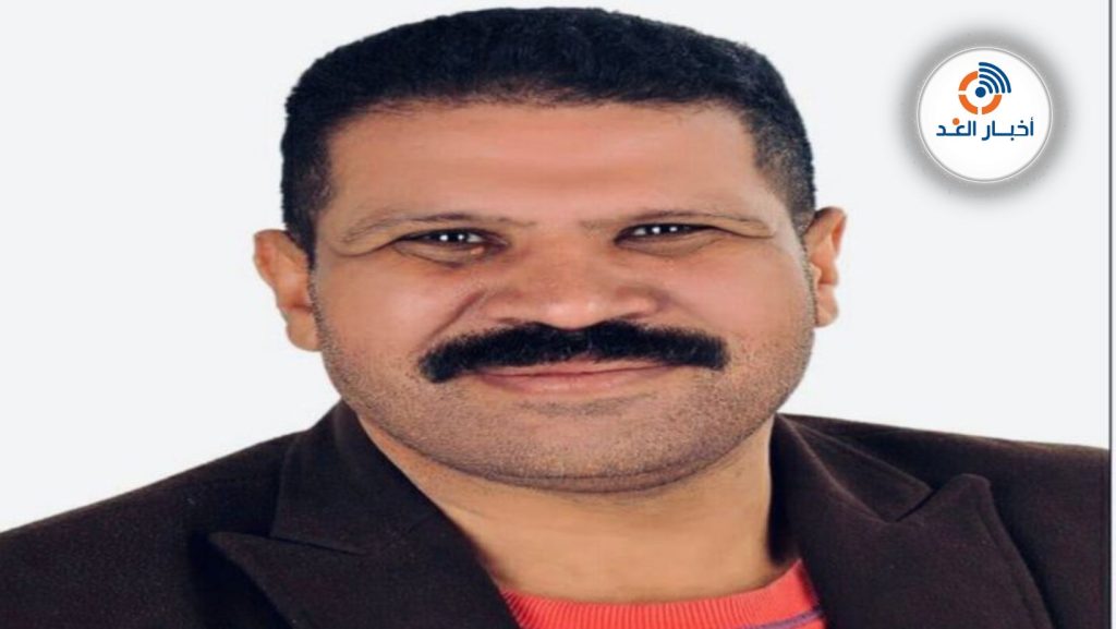 يوسف عبداللطيف يصدر مجموعة قصصية “دليل السياسة للمبتدئين: كيف تفشل بنجاح”