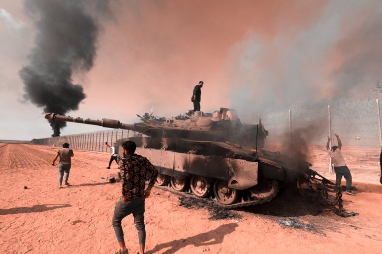 “الغارديان” البريطانية: تصاعد تأثير “حماس” بين فلسطينيي لبنان
