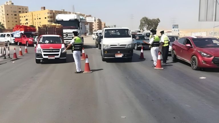 المرور: غرف متابعة علي مدار أيام العيد لمتابعة الحركة المرورية