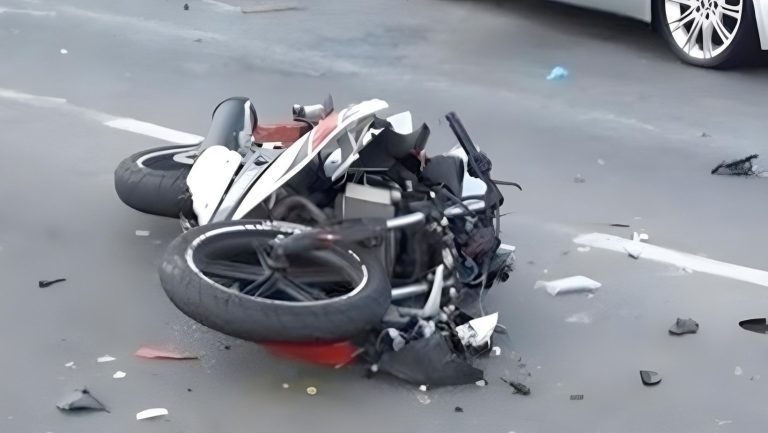 حادث دراجة نارية في الدقهلية يسفر عن وفاة شخص وإصابة اثنين