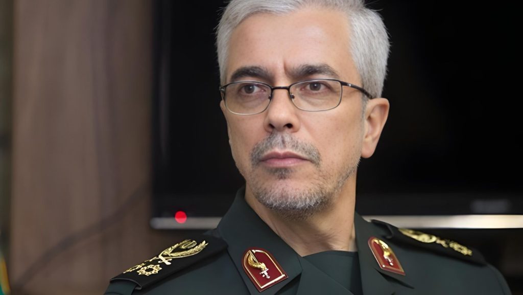 رئيس هيئة الأركان العامة بالجيش الإيراني محمد باقري