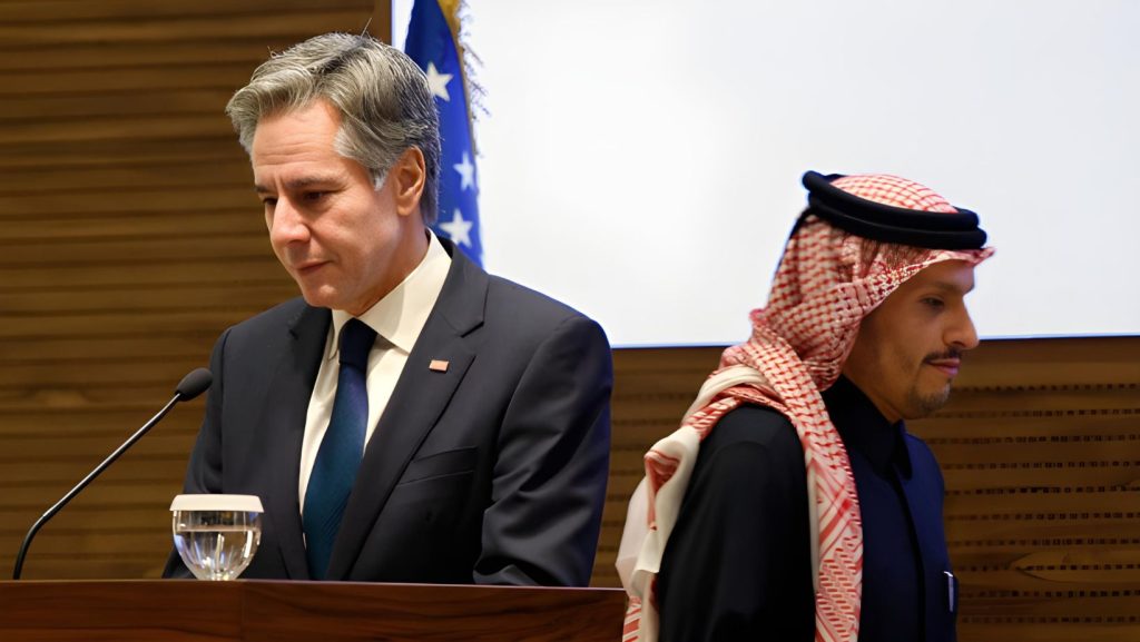 د. علي الهيل لأخبار الغد : أمريكا تشعل الصراع في العالم بسبب تصريحات الكونغرس الأمريكي ضد قطر