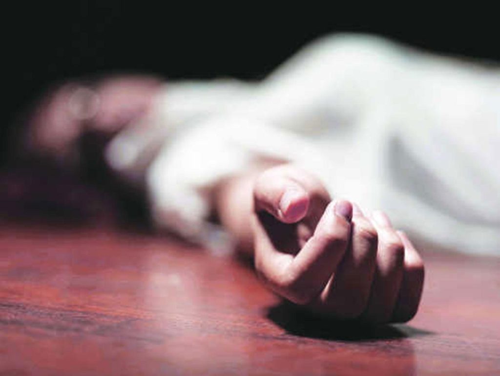 “خلصوا عليها وهي صايمة”.. تفاصيل مقتل سيدة على يد طفلان بالزيتون