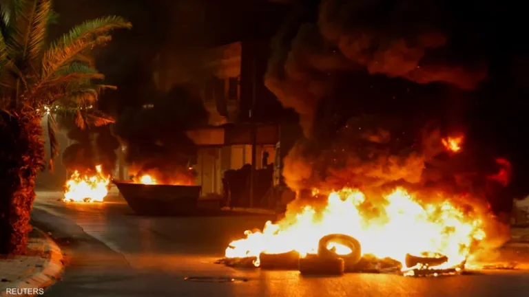 تصاعد التوتر مع قصف الصهاينة لمدينة فلسطينية تاركين وراءه آثار الموت والدمار