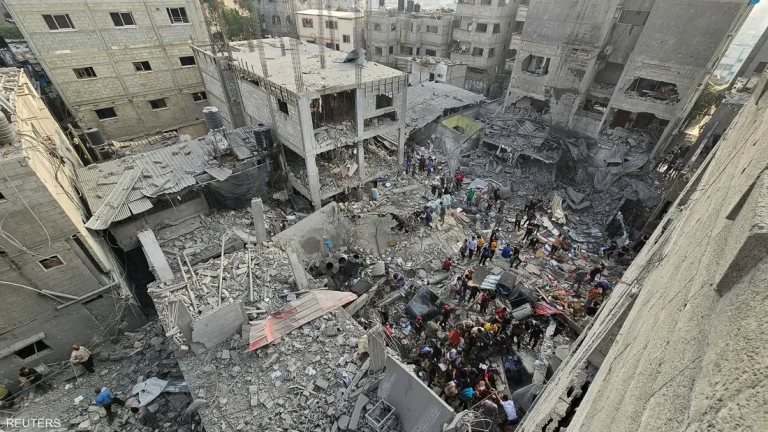 الموت والدمار في جباليا: قوات الاحتلال تعيث فسادا في المخيم الفلسطيني