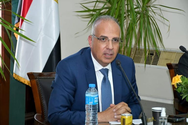 وزير الري المصري: نعاني من عجز مائي يبلغ 55% من احتياجنا
