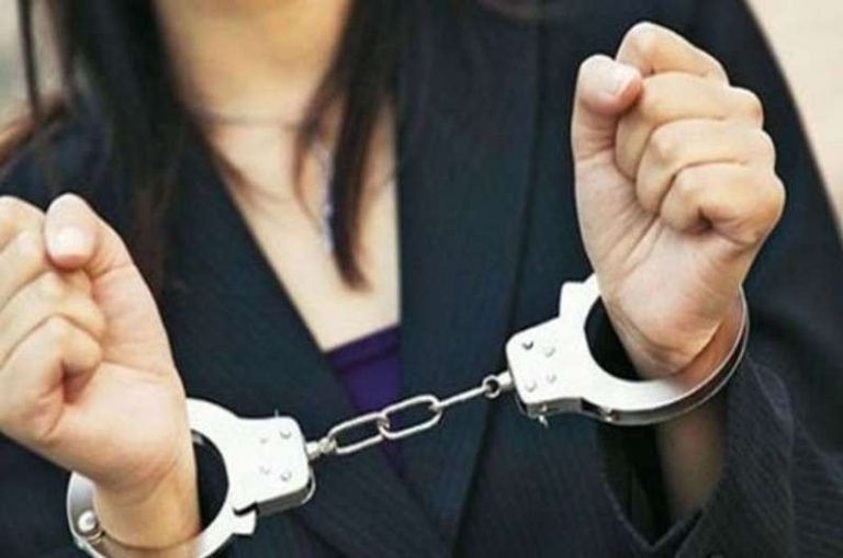 القبض على تيك توكر بتهمة التحريض على الرذيلة