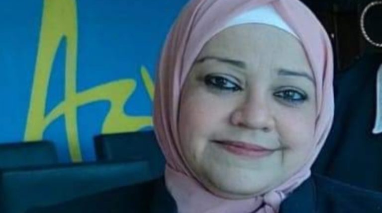 وفاة معلمة بأزمة قلبية أثناء قيامها بواجبها اليومي في سوهاج