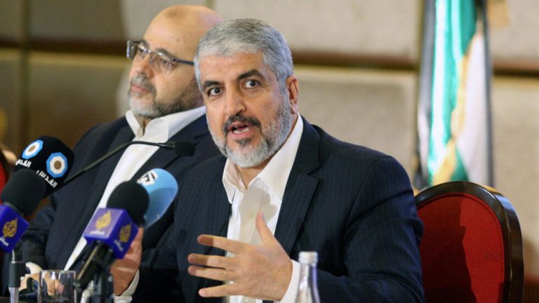 من الحزن إلى الأمل: حماس تتعهد بالدفاع عن الأمة