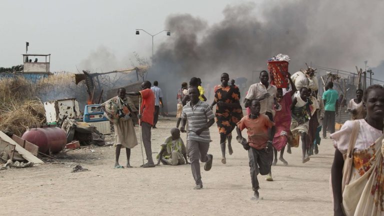 السودان.. تدهور إنساني واقتصادي مروع بعد عام من النزاع