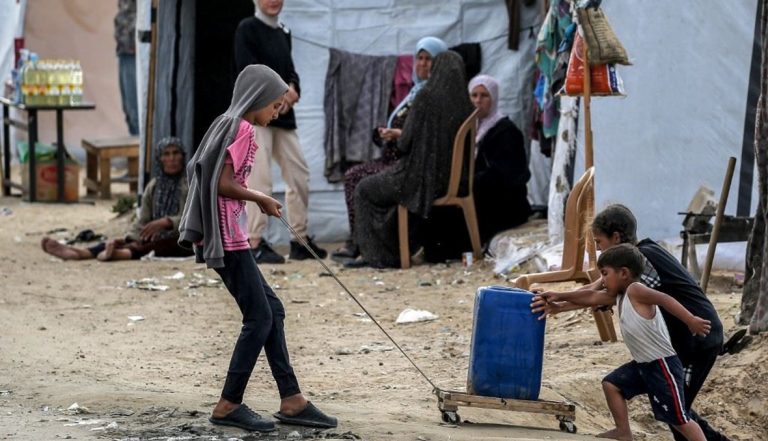 من النزوح إلى اليأس: أزمة إنسانية كارثية تتكشف في غزة