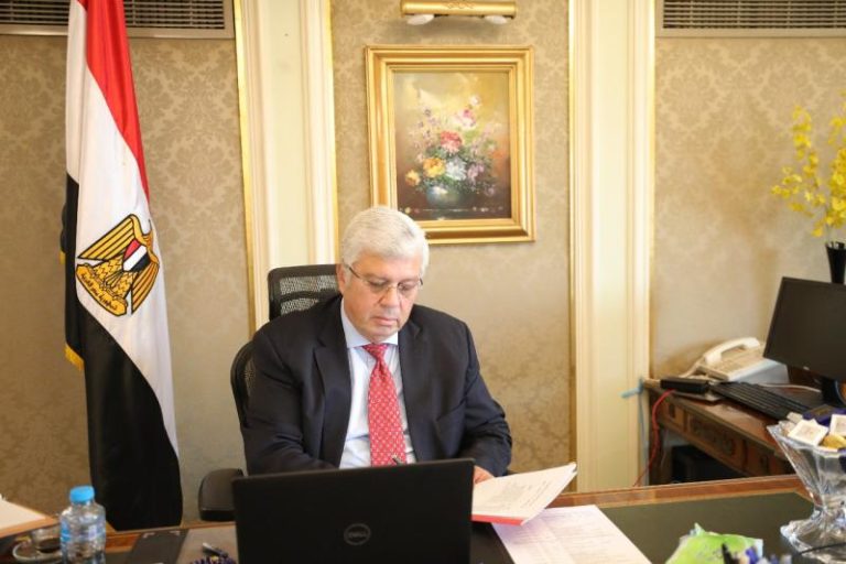 قرار جمهوري بتعيين عمداء في 6 جامعات
