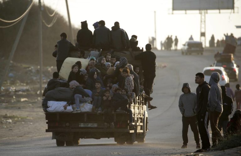 الأونروا:  150 ألف شخص فروا حتى الآن من رفح الفلسطينية