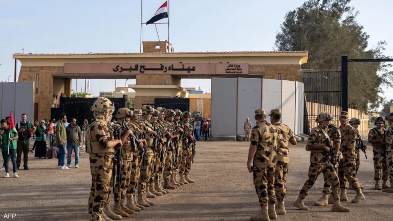 إعلام إسرائيلي: جنود مصريون أطلقوا النار على جنود إسرائيليين داخل معبر رفح