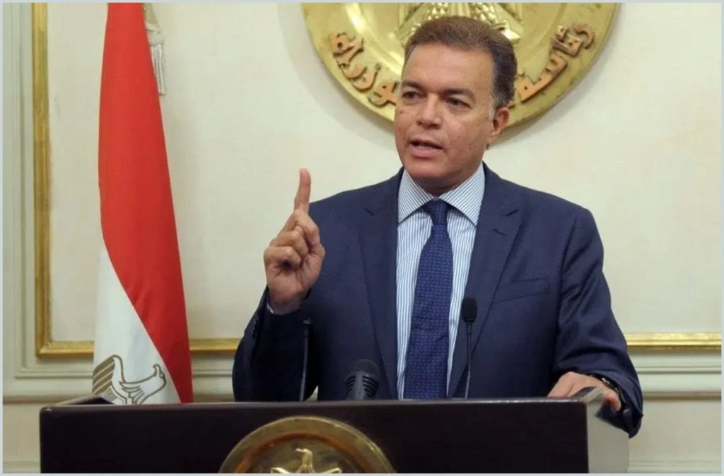 رحيل وزير النقل السابق هشام عرفات بعد صراع مع مرض السرطان