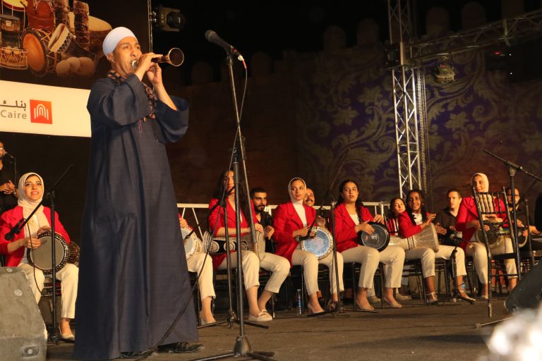 بالأغاني التراثية والمزمار الصعيدي.. الأنفوشي للإيقاعات الشرقية تتألق بمهرجان الطبول