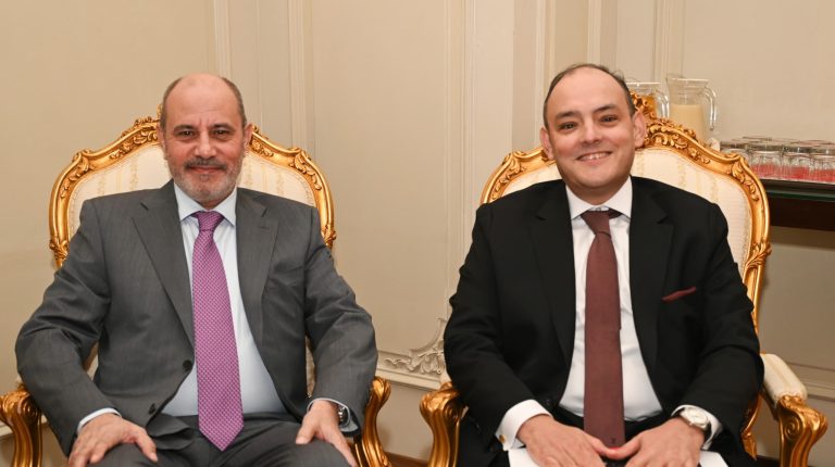 وزير التجارة المصري يبحث مع نظيره الأردني فرص تعزيز العلاقات الاقتصادية