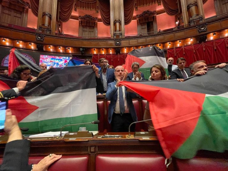 مطالب داخل البرلمان الإيطالى بالاعتراف بالدولة الفلسطينية