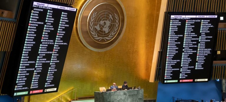 الجمعية العامة للأمم المتحدة تعتمد قرارا يدعم طلب عضوية فلسطين وتمنحها امتيازات إضافية