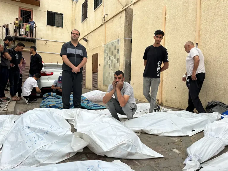 استهداف قوارب الصيادين ومعداتهم في غزة و62 شهيداً جديداً ب6 مجازر من جيش الاحتلال
