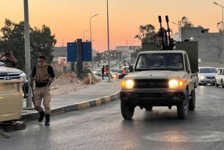 ليبيا على شفا الحرب: الانتشار العسكري الممول من الولايات المتحدة يثير مخاوف من انتقام روسي