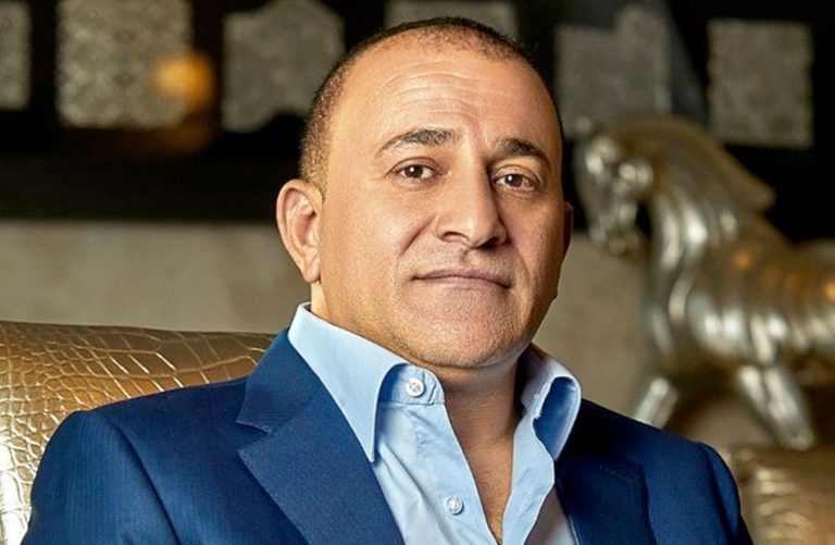 اتهامات للعرجاني لحصوله على أموال ضخمة من أهل غزة نظير الخروج
