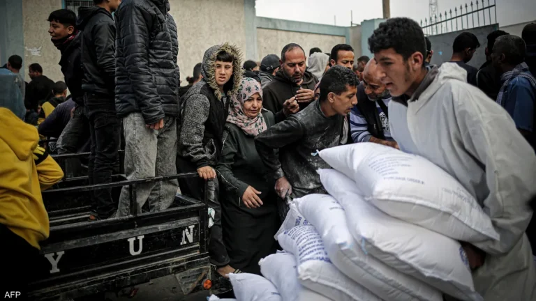 سنتكوم : إعادة بدء عمليات إنزال المساعدات الجوية في شمال غزة
