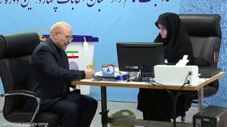 الانتخابات الرئاسية الإيرانية: مواجهة بين الإصلاح والأصولية