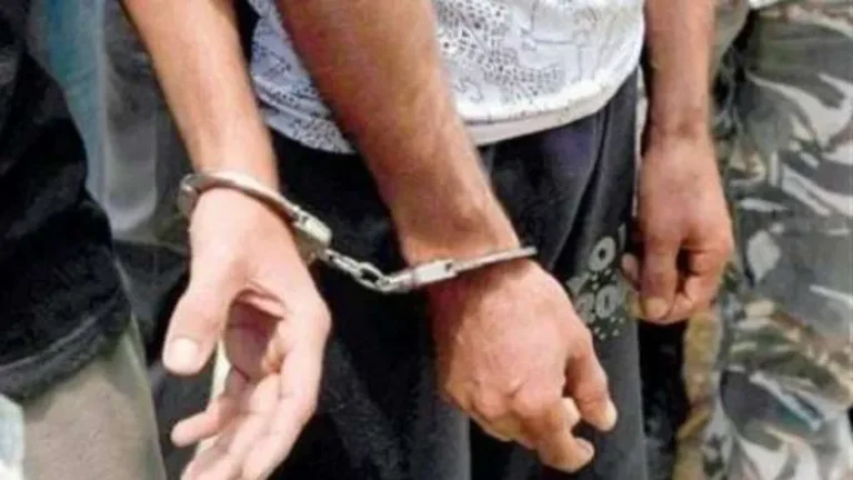 النيابة العامة تحيل عشيق ومتهمة بقتل الزوج وتقطيعه للجنايات