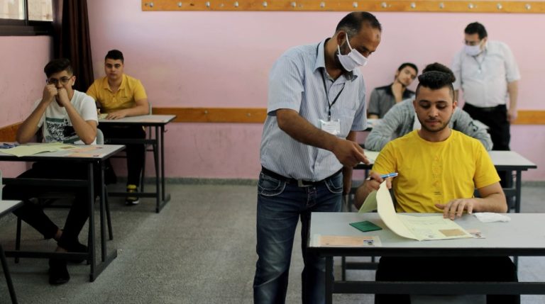 التربية والتعليم تنفي “تسريب امتحان الاقتصاد والاحصاء” لطلاب الثانوية العامة 2024.