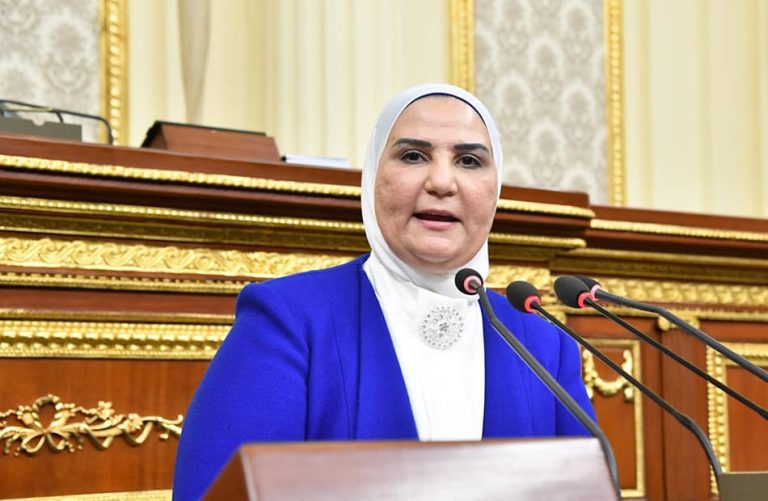 وزيرة التضامن الاجتماعي تقدم الدعم لـ 5.2 مليون أسرة ضمن برنامج “التكافل والكرامة”