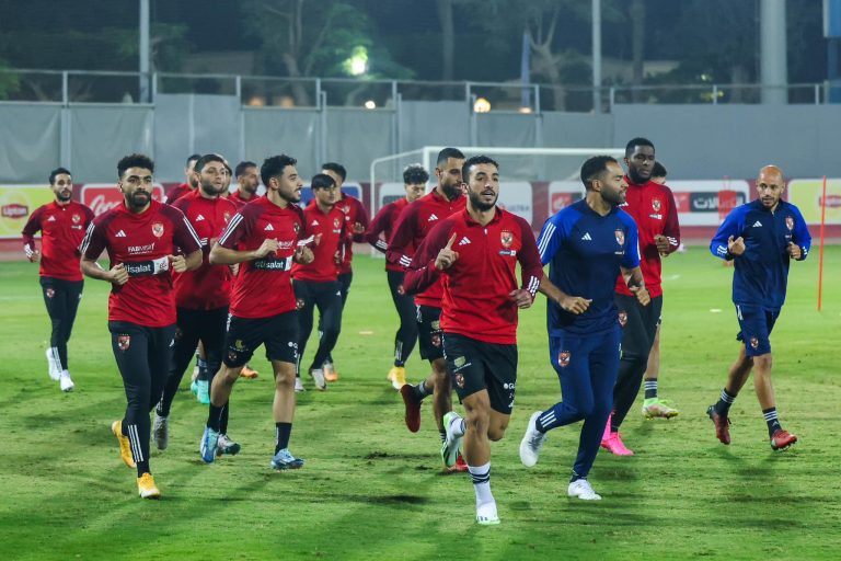 الأهلي يستعد لمواجهة فاركو بعودة نجومه الدوليين من المنتخب