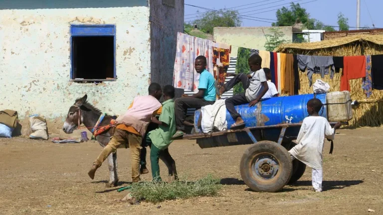 الأمم المتحدة تطالب بتمويل فوري لمساعدة سكان السودان الذين مزقتهم الحرب