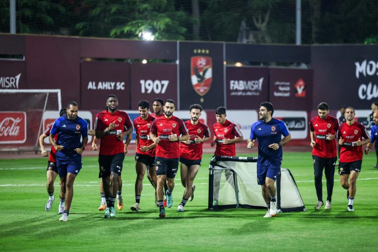 الأهلي يستعد لمواجهة فاركو في مواجهة الدوري المصري الممتاز
