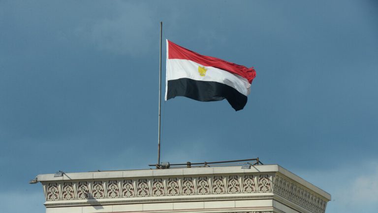مصر ترفض فتح معبر رفح طالما الجانب الفلسطيني تحت سيطرة إسرائيل