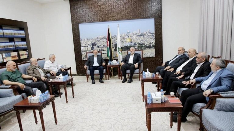 حماس والجهاد الإسلامي يعقدان اجتماعا في الدوحة