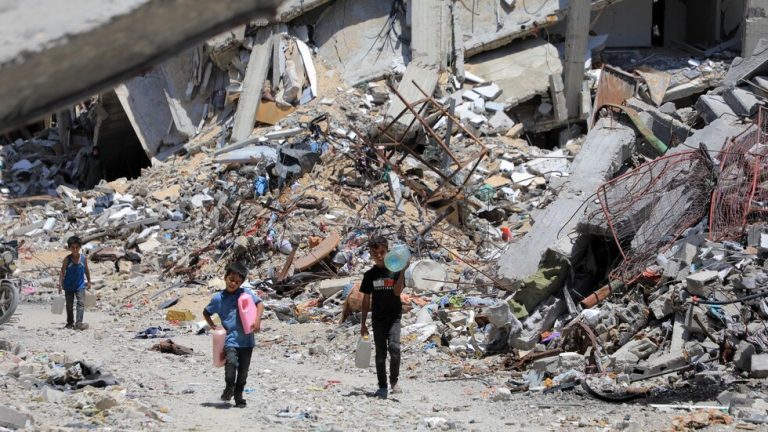 “اليونيسيف”: 3 آلاف طفل في غزة مُعرّضون للموت بسبب الجوع