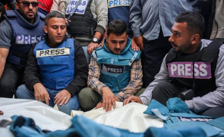 الجرديان : يكشف تعمد استهداف الاحتلال للصحفيين في غزة