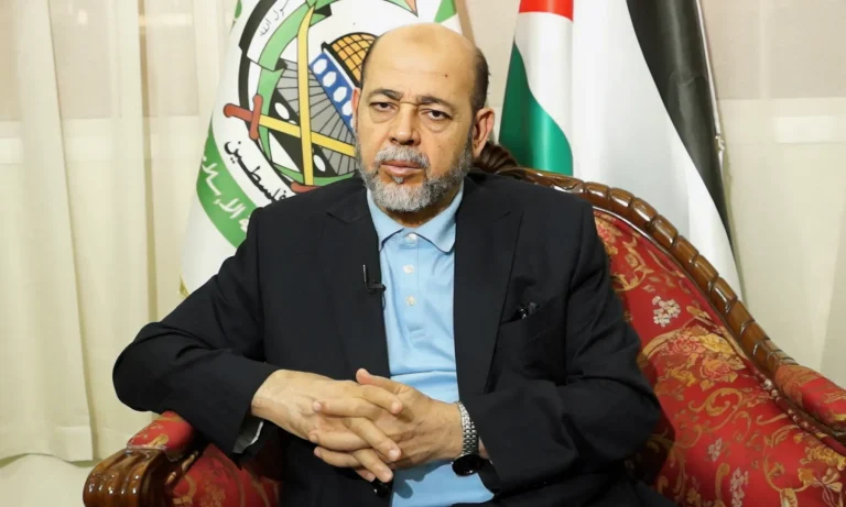 أبو مرزوق: مسؤولية كبيرة تقع على عاتق مصر لوقف المجاعة في غزة