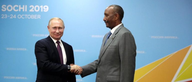اتفاق سوداني روسي لبناء مركز دعم لوجستي في بورتسودان