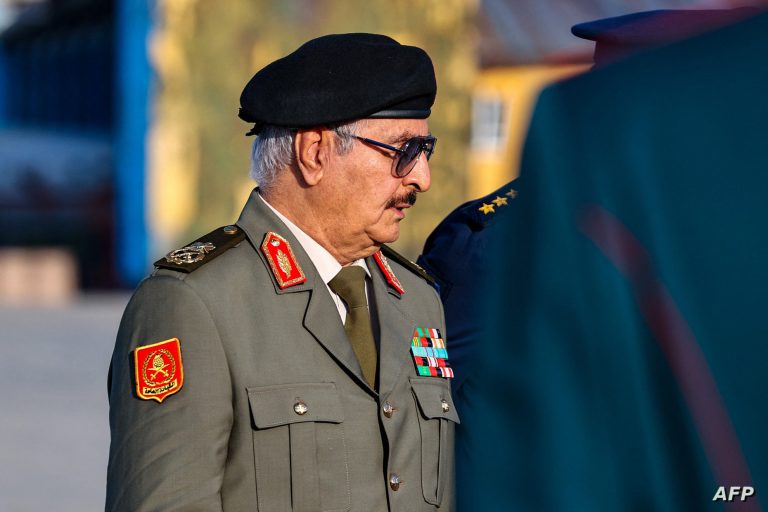 حفتر ينفي اتهامه بدعم قوات الدعم السريع في السودان