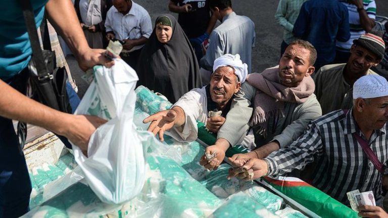 ارتفاع خط الفقر.. مأساة إنسانية ومجاعة تلوح في الأفق